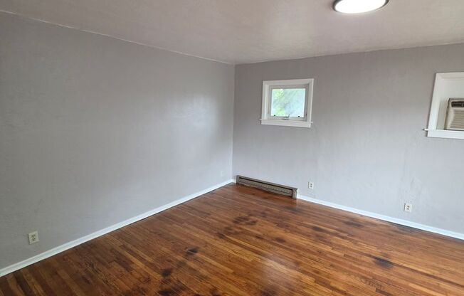 House with basement - Pets On Approval