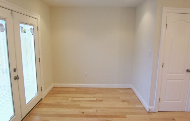 Large 3BR/2.5BA with yard and parking H Street NE, NOMA, Gallaudet University