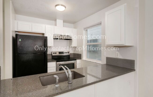 Spacious One Bedroom in Argay Terrace!