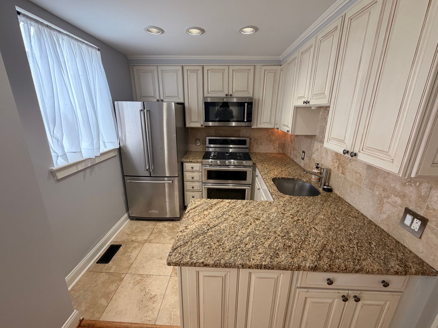 Wonderful Midtown Atlanta 2 Bed 2.5 Bath Townhouse!
