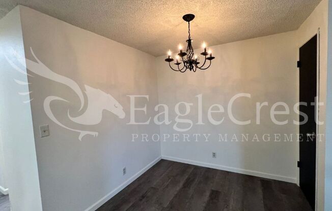 2 beds, 1 bath, $1,050, Unit 1027H