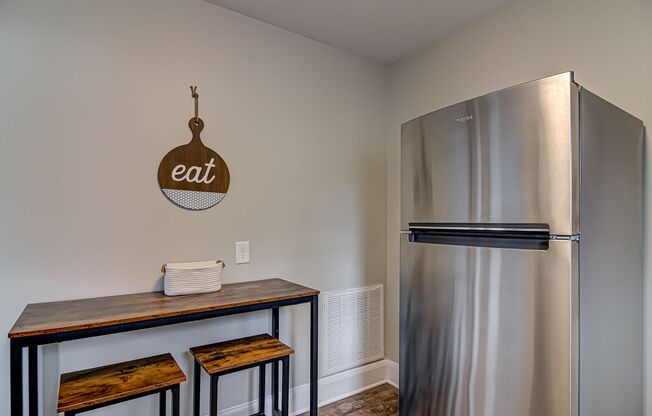 2 beds, 1 bath, $1,475, Unit Unit A