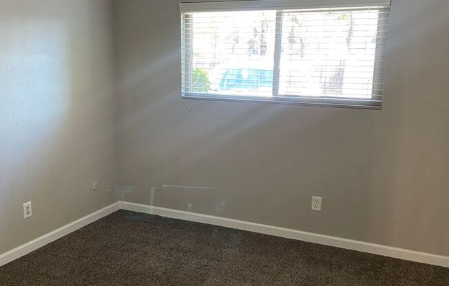 1 bed, 1 bath, 550 sqft, $1,395, Unit 26
