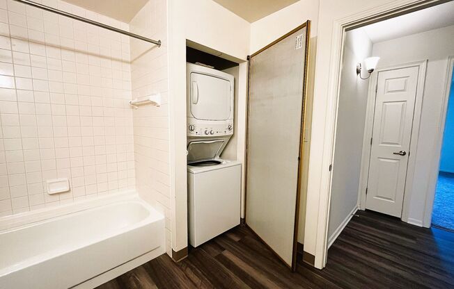 1 bed, 1 bath, 835 sqft, $1,795, Unit 2021B-304B