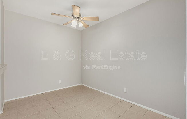 2 beds, 2 baths, 864 sqft, $1,450, Unit F202