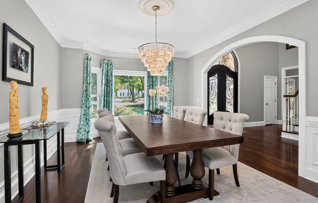 4 beds, 3.5 baths, $6,300