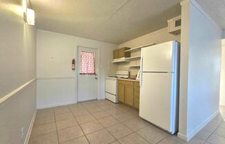 2 beds, 1 bath, $1,195