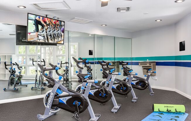 2 beds, 2 baths, 988 sqft, $1,519, Unit 1474-206