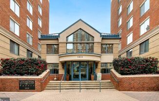 Beautiful 1 Bedroom Condo in Ballston
