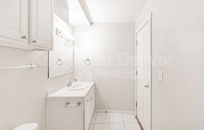 2 beds, 2.5 baths, 1,355 sqft, $2,150, Unit 109