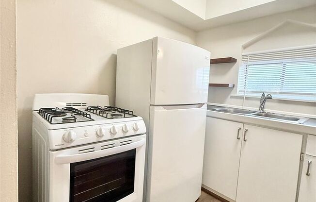 1 bed, 1 bath, $750, Unit MA934
