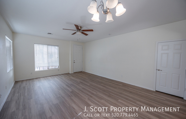 4540 E SUNDANCE AVE