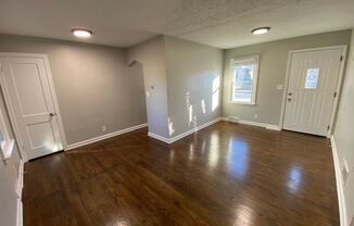 3 beds, 1 bath, $1,395