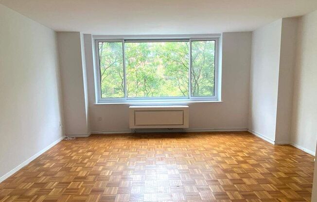 250 S END AVE