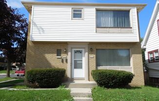 2747-2749 N. 76th Street
