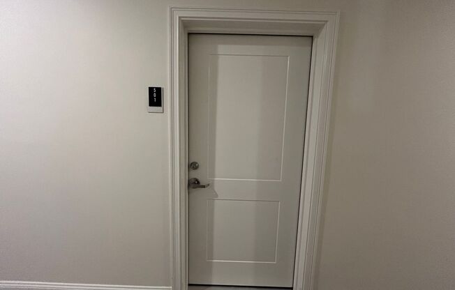 2 beds, 1 bath, 655 sqft, $3,100, Unit 501