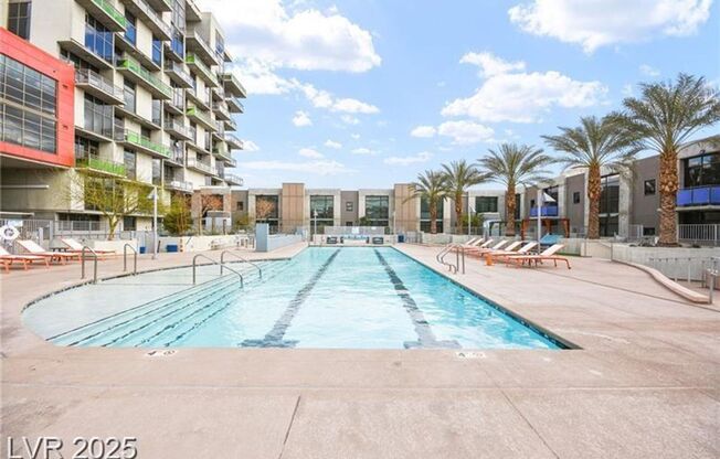 1 bed, 2 baths, $2,977, Unit Juhl Highrise