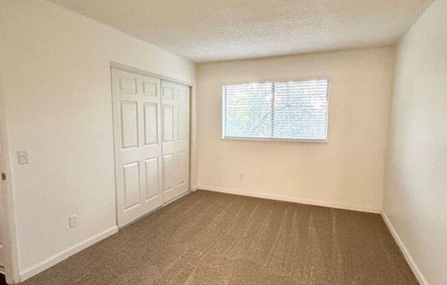 2 beds, 2 baths, 900 sqft, $1,795, Unit 26