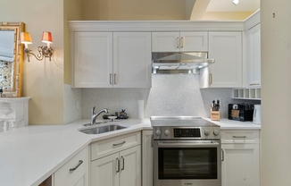 1 bed, 1 bath, 577 sqft, $4,000, Unit 3L