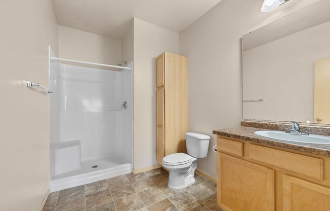 2 beds, 2 baths, 1,226 sqft, $1,425, Unit 3401-E