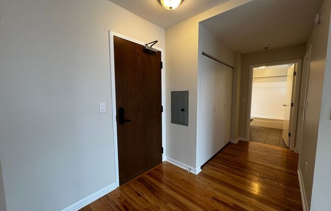 1 bed, 1 bath, $1,750, Unit 1202