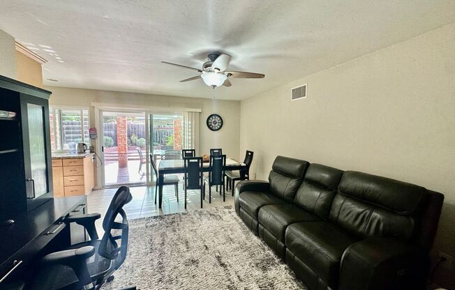 Your Dream Rental Home in Rancho Penasquitos!