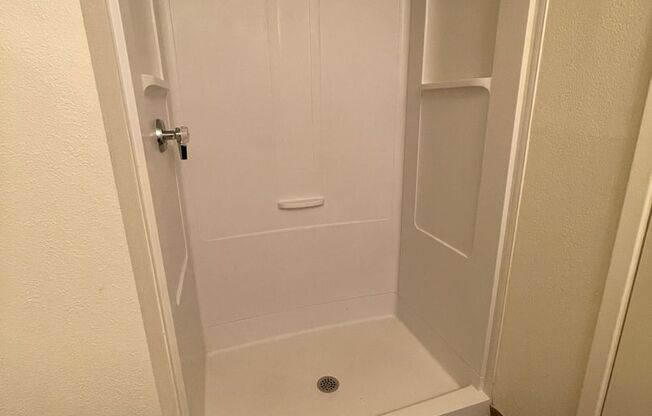 2 beds, 2 baths, 917 sqft, $1,575, Unit #1009