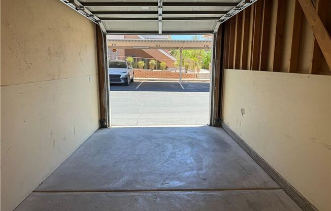 2 beds, 2 baths, $1,595, Unit # 423