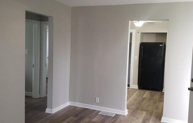 2 beds, 1 bath, $1,399