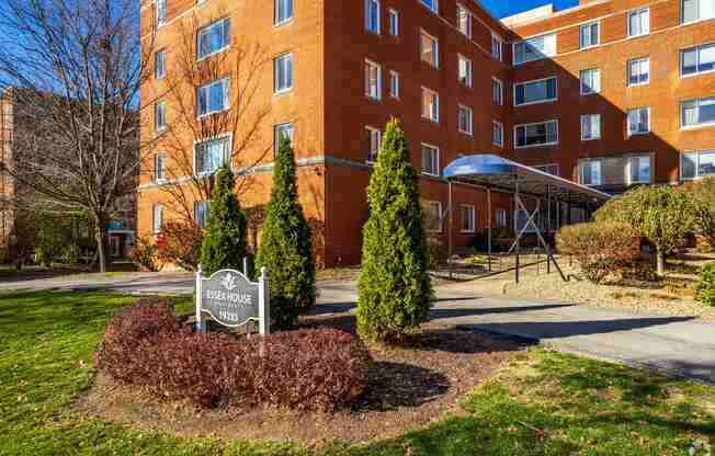 Essex House Apartments