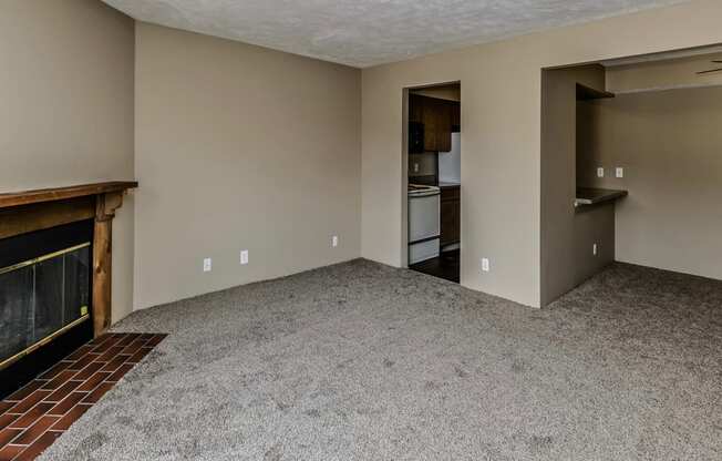 Large floor plans at Fox Ridge Apartments, Omaha, NE