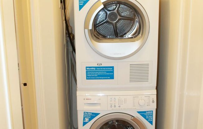 Studio, 1 bath, 487 sqft, $2,175, Unit 502