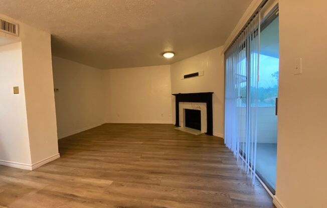 1 bed, 1 bath, $995, Unit UNIT 222