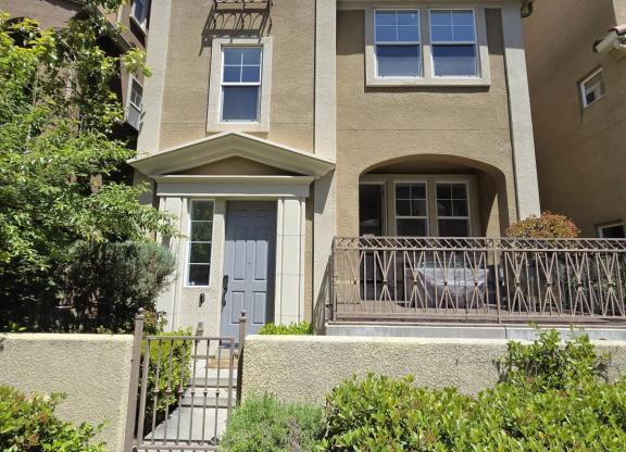 2014 MARY HELEN LN