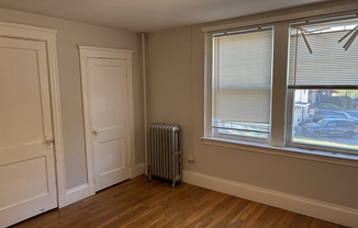 Studio, 1 bath, 379 sqft, $1,850, Unit 41