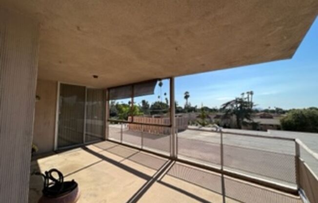 2 beds, 2 baths, $2,250, Unit #334J