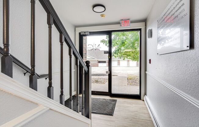 1 bed, 1 bath, 564 sqft, $899, Unit EE307