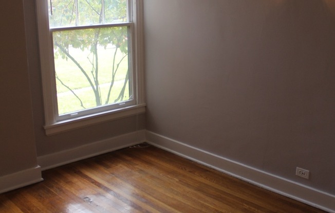 1 bed, 1 bath, 844 sqft, $1,425, Unit 1N
