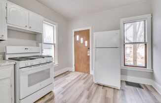 814 E. North St.