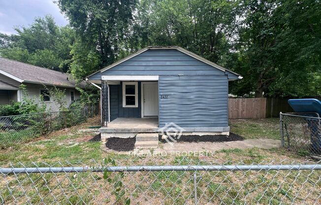 MOVE IN SPECIAL!!  Updated 2 Bedroom 1 Bathroom on the Southwest Side