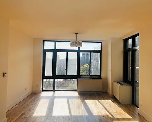 Studio, 1 bath, $3,250, Unit 1D-CATON