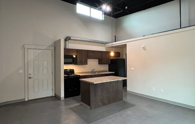 1 bed, 1 bath, $1,360, Unit CPC-A311