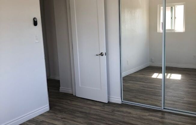 2 beds, 1 bath, 850 sqft, $2,425, Unit 4580 ½