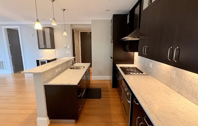 354 Dorchester St 3