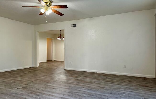 3 beds, 1 bath, $1,075