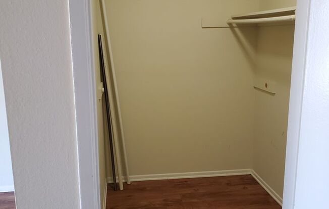 Studio, 1 bath, 460 sqft, $1,650, Unit 211