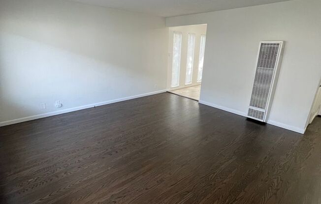 1 bed, 1 bath, $2,295, Unit 07