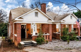713 Grandin Road