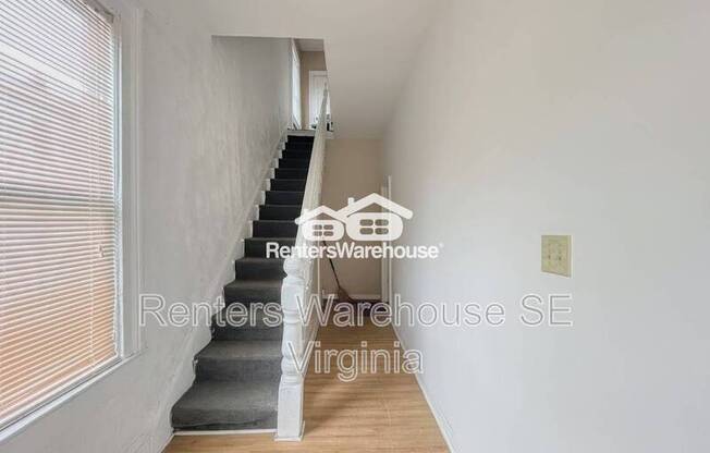 1305 W 38 ST