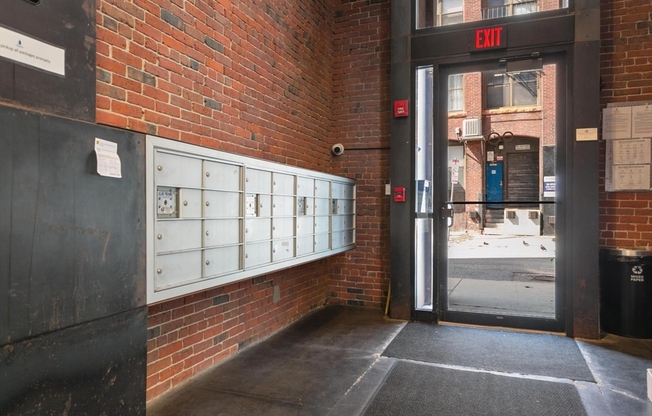 1 bed, 1 bath, 732 sqft, $3,500, Unit 216